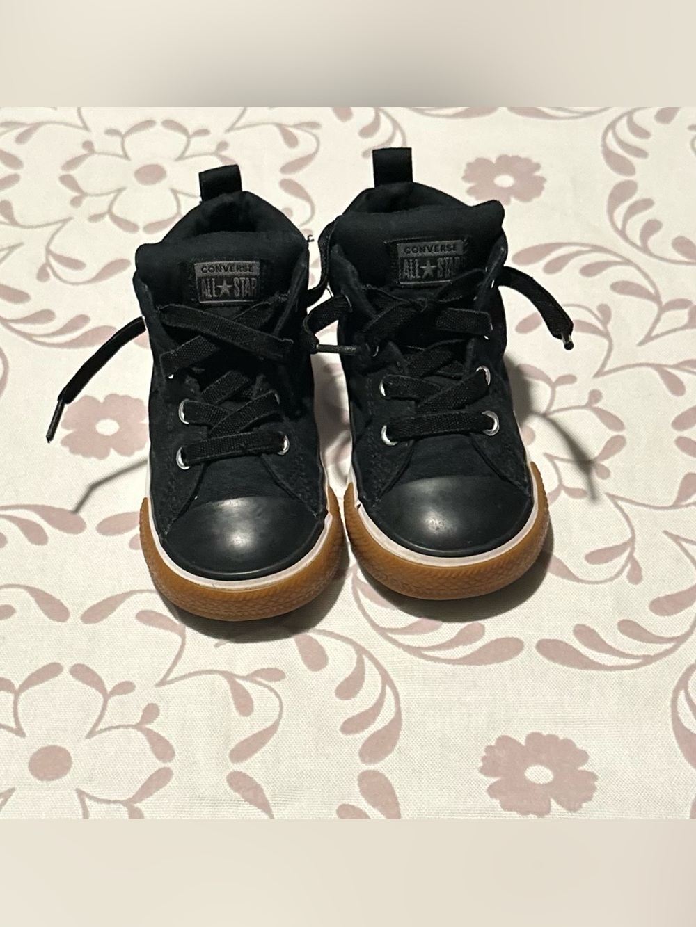 Converse Kids Black High-Top Sneakers size 8